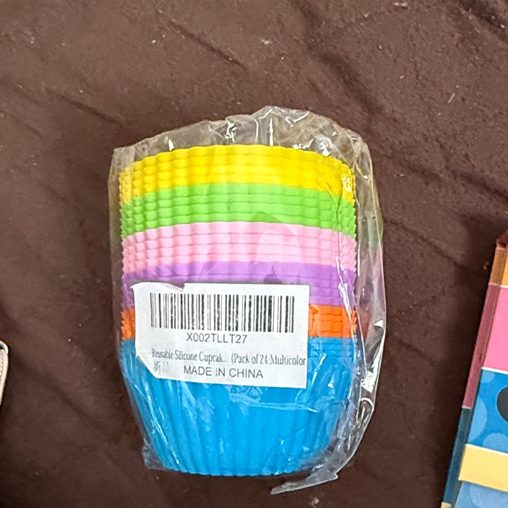 Multicolor Silicone Cupcake Liners